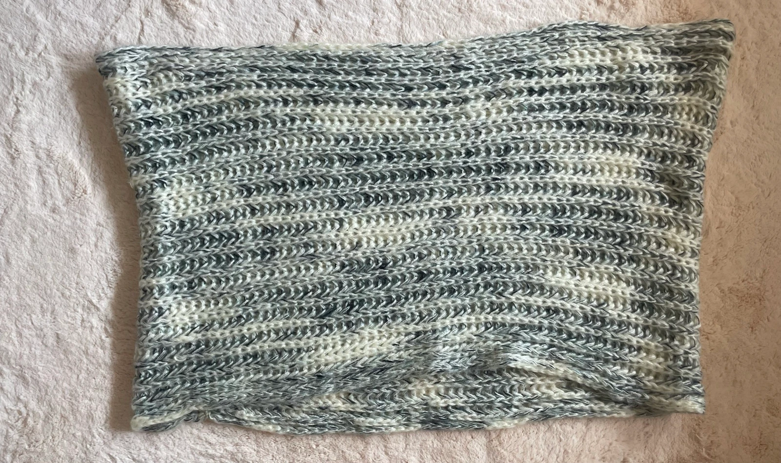 Cuello/braga de punto jaspeado – Gris y blanco